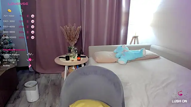 Snapshot of DannaEvan chatting on December 2024 07:17:01 AM DannaEvan online show from December 2024 07:17:01 AM