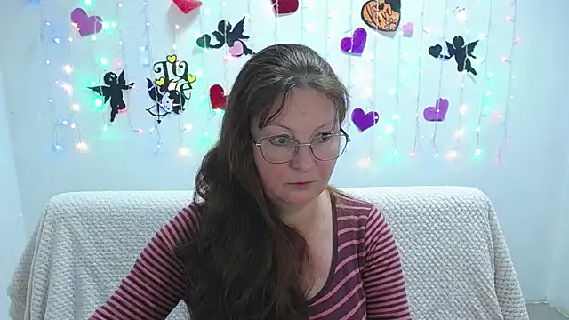 VanessaHotts online show from February 2025 09:10:01 AM