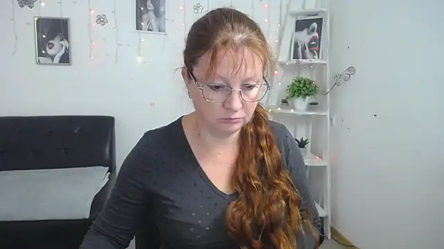 VanessaHotts online show from September 2025 04:56:01 AM