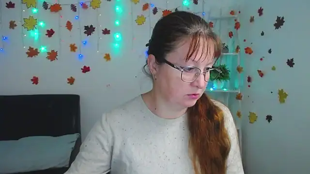 VanessaHotts online show from November 2025 06:00:02 AM