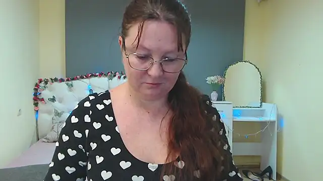 VanessaHotts online show from February 2026 06:25:02 AM