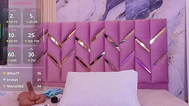 Snapshot of naughty_ebonyy chatting on November 2025 03:04:01 AM naughty ebonyy online show from November 2025 03:04:01 AM