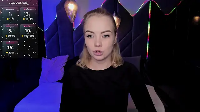 StephanieSweety online show from February 2026 06:48:01 PM