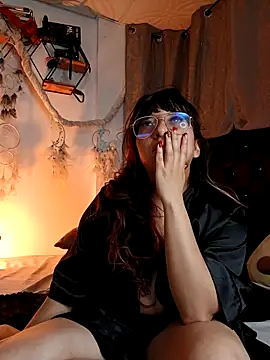 Snapshot of Piafisher1 chatting on December 2025 01:14:01 AM Piafisher1 online show from December 2025 01:14:01 AM