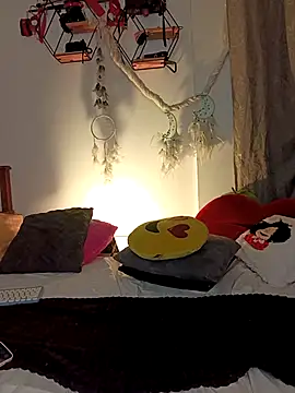 Snapshot of Piafisher1 chatting on February 2026 01:15:02 AM Piafisher1 online show from February 2026 01:15:02 AM