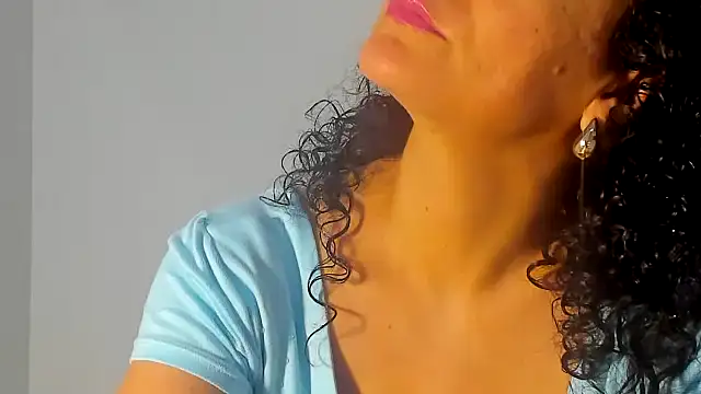 Sami Hotie1 online show from December 2025 06:14:03 PM