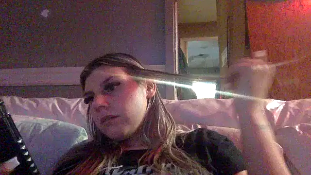 Snapshot of candycane57 chatting on November 2025 09:25:02 PM candycane57 online show from November 2025 09:25:02 PM