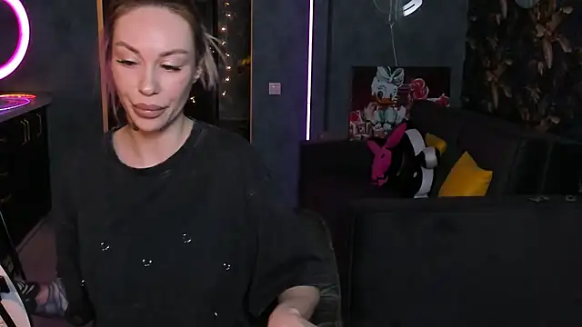 Blckmirrorr online show from November 2025 10:26:01 AM