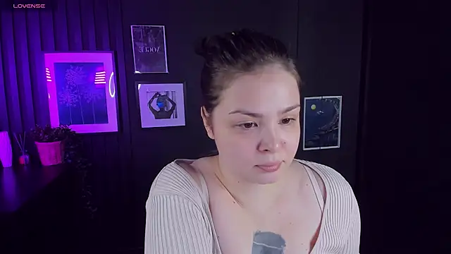 Snapshot of Mayayammy chatting on February 2025 01:53:02 PM Mayayammy online show from February 2025 01:53:02 PM