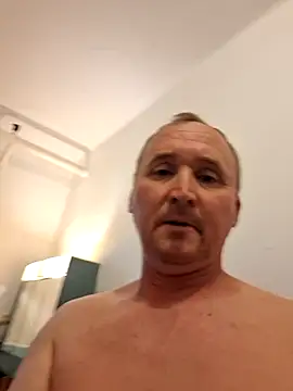 Snapshot of BlondeMisi chatting on April 2026 05:44:02 PM BlondeMisi online show from April 2026 05:44:02 PM