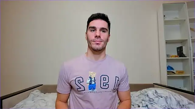 Snapshot of sam_huston chatting on December 2024 06:38:01 PM sam huston online show from December 2024 06:38:01 PM