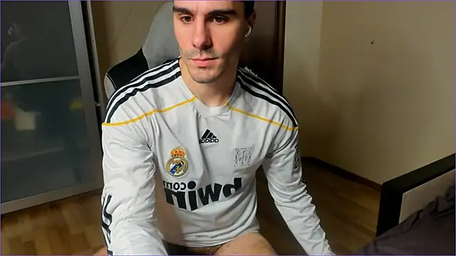 Snapshot of sam_huston chatting on November 2025 10:31:02 PM sam huston online show from November 2025 10:31:02 PM