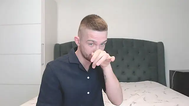 Snapshot of Marselle_Laker chatting on December 2024 06:28:01 AM Marselle Laker online show from December 2024 06:28:01 AM