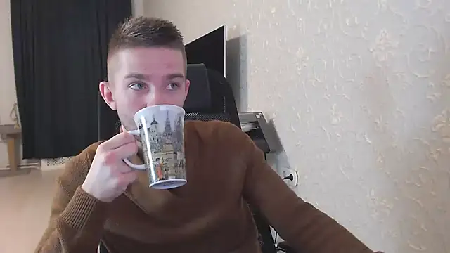 Snapshot of Marselle_Laker chatting on January 2025 04:56:01 AM Marselle Laker online show from January 2025 04:56:01 AM