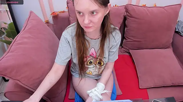 Snapshot of JannaVerdi_ chatting on October 2025 06:28:02 AM JannaVerdi online show from October 2025 06:28:02 AM