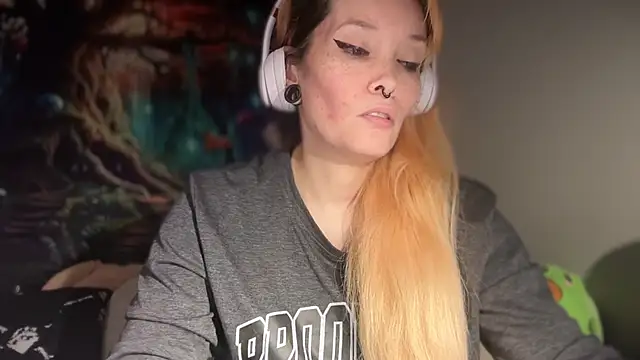 FRRANNKIE online show from March 2026 09:37:02 PM