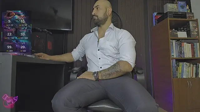 Snapshot of Leon_1234 chatting on November 2025 11:24:01 AM Leon 1234 online show from November 2025 11:24:01 AM