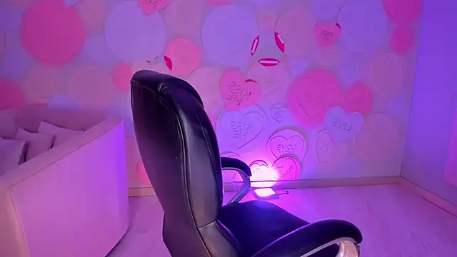 MileyCruz  online show from December 2024 10:39:02 AM