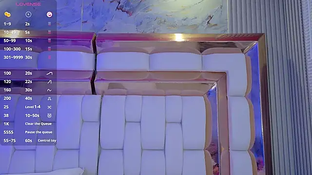 valkiria moore online show from September 2025 07:52:02 PM