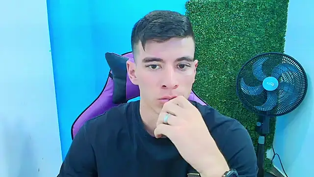 DEIBY BABY online show from February 2025 02:01:01 AM