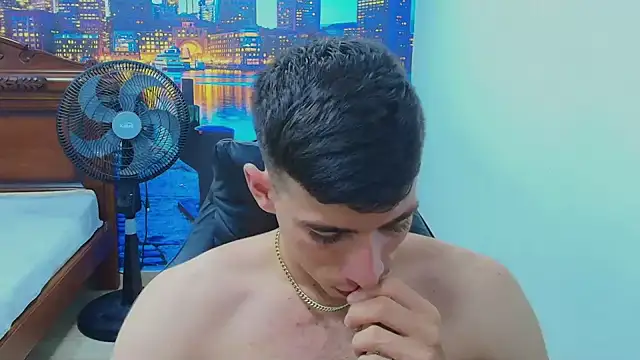 DEIBY BABY online show from November 2025 03:04:01 AM