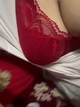 Sexybomb33 online show from October 2025 12:45:02 PM