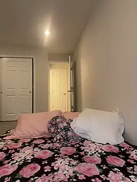 DominiqueX0 online show from February 2025 04:37:02 PM