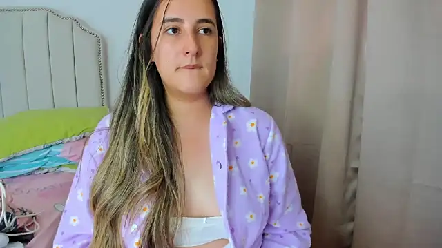 Hanna86 online show from October 2025 03:57:02 PM