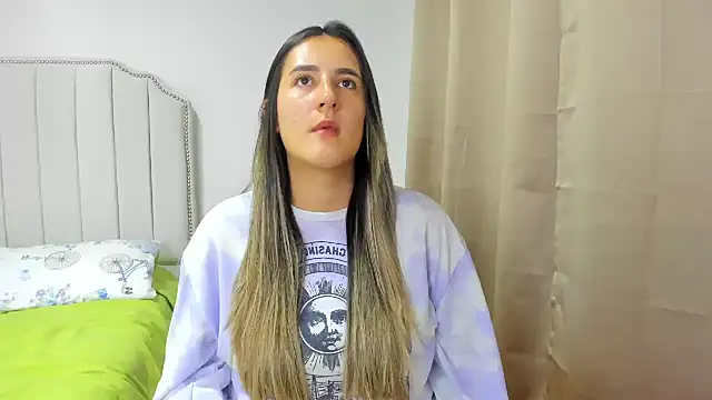 Hanna86 online show from November 2025 11:38:02 PM