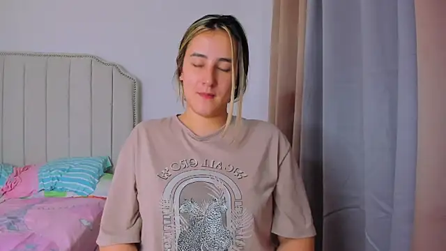 Hanna86 online show from April 2026 12:36:02 PM