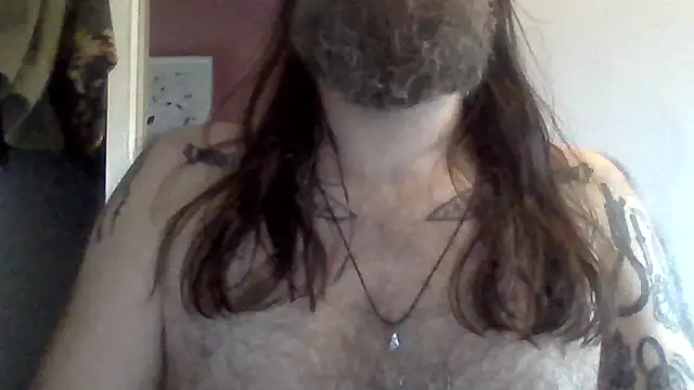 Snapshot of Thrillhouse chatting on October 2025 02:24:02 PM Thrillhouse online show from October 2025 02:24:02 PM