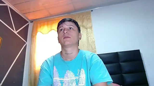 Snapshot of Tamarahryan chatting on February 2025 01:48:01 PM Tamarahryan online show from February 2025 01:48:01 PM