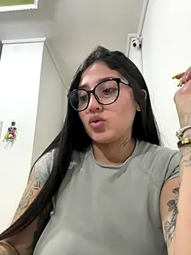 Snapshot of croftsmila chatting on November 2025 11:49:02 PM croftsmila online show from November 2025 11:49:02 PM