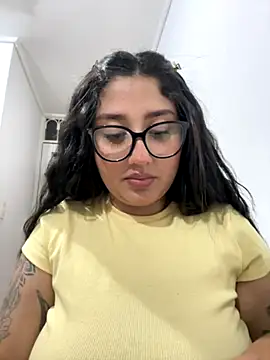 Snapshot of croftsmila chatting on November 2025 11:28:01 PM croftsmila online show from November 2025 11:28:01 PM