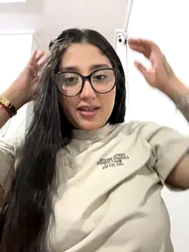 Snapshot of croftsmila chatting on November 2025 11:29:01 PM croftsmila online show from November 2025 11:29:01 PM