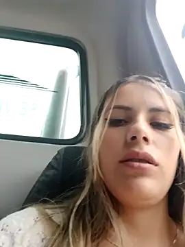 Misscata1106 online show from October 2025 07:14:01 PM