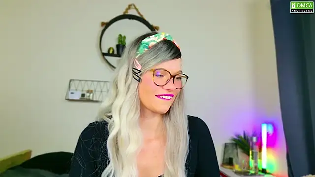 Snapshot of Kittychatte chatting on December 2024 08:28:01 PM Kittychatte online show from December 2024 08:28:01 PM