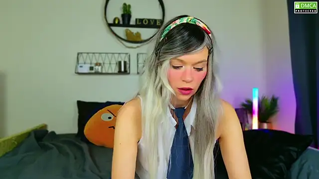 Snapshot of Kittychatte chatting on December 2024 08:43:01 PM Kittychatte online show from December 2024 08:43:01 PM