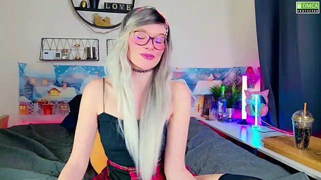 Snapshot of Kittychatte chatting on December 2024 08:25:02 PM Kittychatte online show from December 2024 08:25:02 PM