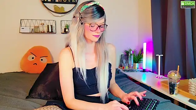 Snapshot of Kittychatte chatting on February 2025 08:45:01 PM Kittychatte online show from February 2025 08:45:01 PM