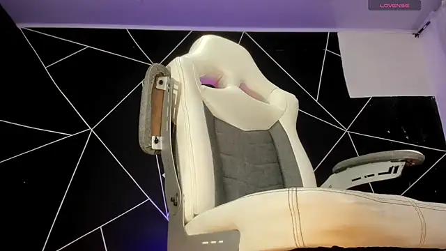 farichell online show from March 2025 11:20:01 PM