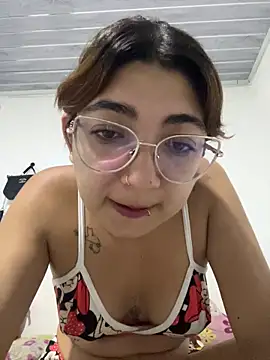 esteni online show from May 2026 03:57:02 AM