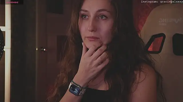 Snapshot of Chill_out_with_Salvia chatting on November 2025 02:27:02 PM Chill out with Salvia online show from November 2025 02:27:02 PM