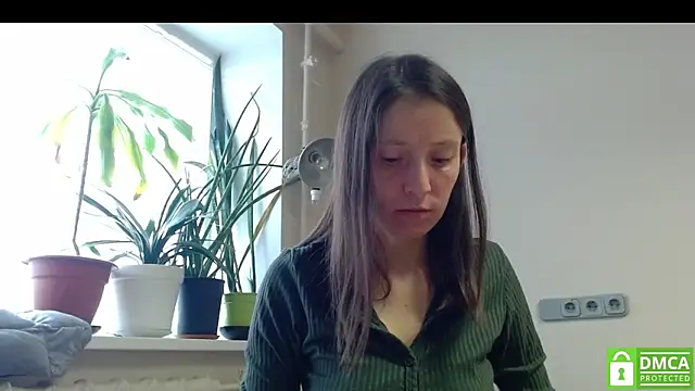 Snapshot of Sophi_Cute chatting on October 2025 10:02:02 AM Sophi Cute online show from October 2025 10:02:02 AM