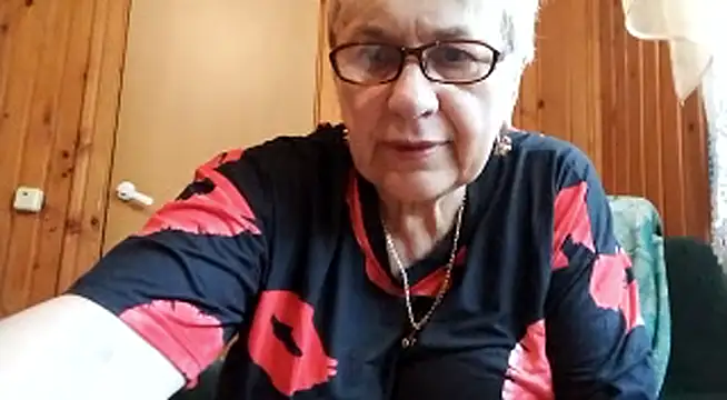 Snapshot of SweetCherry27 chatting on June 2026 04:54:01 PM SweetCherry27 online show from June 2026 04:54:01 PM