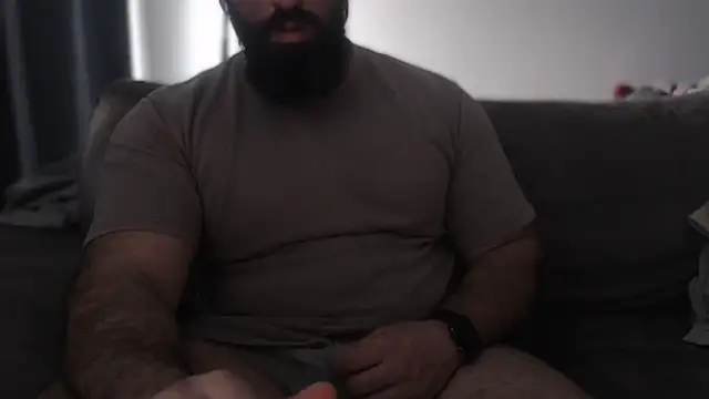 hugemachohandsome online show from February 2026 04:03:02 PM