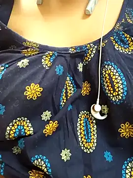 Sophiaboudi online show from February 2025 05:53:02 PM