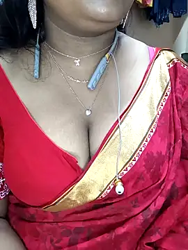 Sophiaboudi online show from November 2025 03:17:02 PM