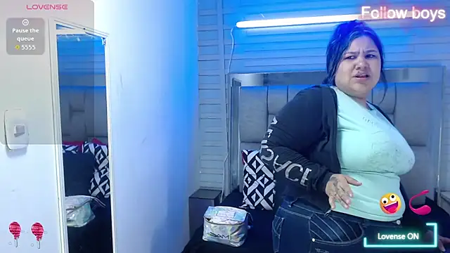 evelin zaens online show from October 2025 04:30:01 AM