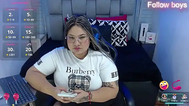 evelin zaens online show from October 2025 05:15:01 AM